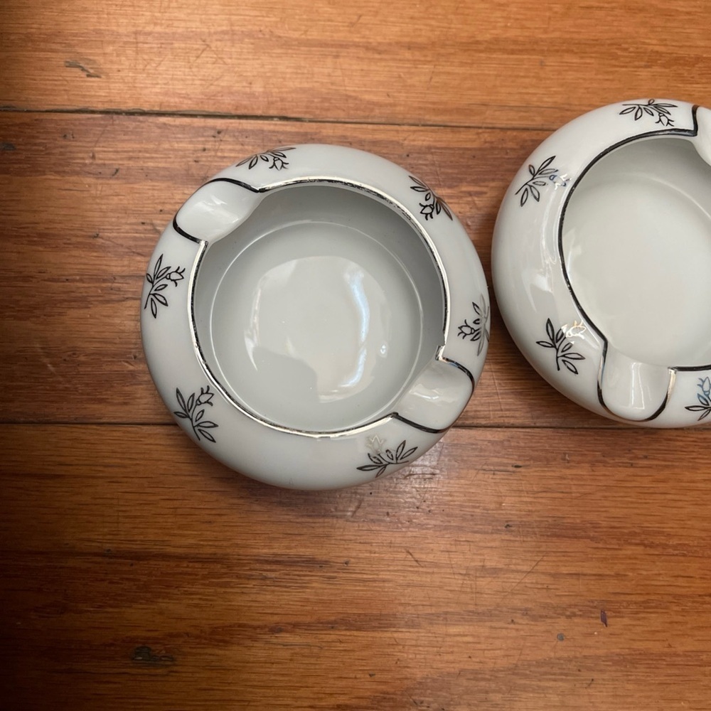 White Rose by Fukagawa Arita Hand Painted Japan Ashtrays